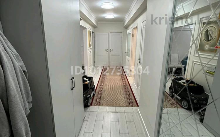 3-бөлмелі пәтер · 90 м² · 9/10 қабат, мкр Шугыла, Жунисова 8, бағасы: 47 млн ₸ в Алматы, Наурызбайский р-н — фото 2