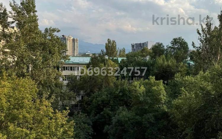 2-комнатная квартира, 53 м², 6/8 этаж помесячно, мкр Самал-1 4