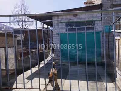 Продажа домов и дачи в Восточно-Казахстанской обл.: Часть дома · 4 комнаты · 84.1 м² · 7 сот., Папанина 82/2 — Хоккейная площадка, управление ботанического сада за 23.5 млн 〒 Часть дома · 4 комнаты · 84.1 м² · 7 сот., Папанина 82/2 — Хоккейная площадка, управление ботанического сада за 23.5 млн 〒 в Риддере
