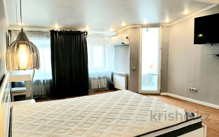 4-бөлмелі пәтер, 170 м², 4/5 қабат, мкр Новый Город, Абдирова 49, бағасы: 59 млн 〒 в Караганде, Казыбек би р-н — фото 2