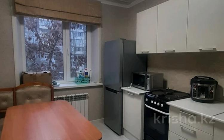 2-комнатная квартира, 54 м², 3/5 этаж помесячно, мкр Юго-Восток, Степной 3 5