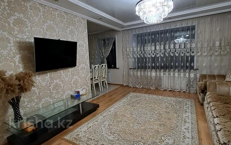 4-комнатная квартира, 81 м², 5/5 этаж, Кабанбай батыра 93