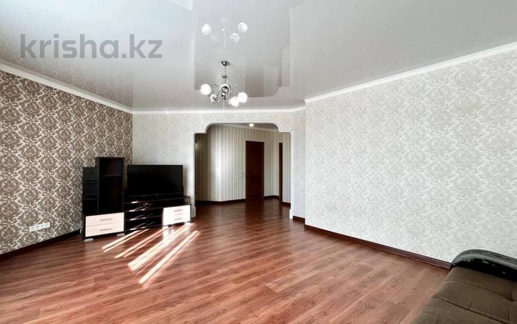 3-бөлмелі пәтер, 85 м², 12/15 қабат, Мәңгілік Ел 19, бағасы: 35.5 млн 〒 в Астане, Есильский р-н — фото 4