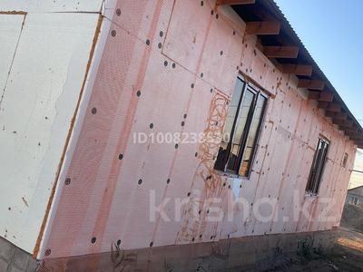 Часть дома · 5 комнат · 200 м² · 4.5 сот., Рускулбекова за 35 млн 〒 в Кемертогане