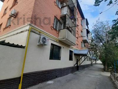 Продажа квартир в Жамбылской обл.: 2-комнатная квартира · 44 м² · 2/4 этаж, Проспект ЖАМБЫЛА 18/3 — за Рестораном Версаль ,напротив Отбасы ,Фиркан за 10.7 млн 〒 2-комнатная квартира · 44 м² · 2/4 этаж, Проспект ЖАМБЫЛА 18/3 — за Рестораном Версаль ,напротив Отбасы ,Фиркан за 10.7 млн 〒 в Таразе