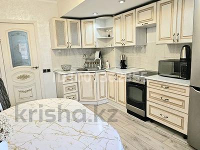 2-комнатная квартира · 60 м² · 4/7 этаж · помесячно, Каратал 10 б за 300 000 〒 в Талдыкоргане
