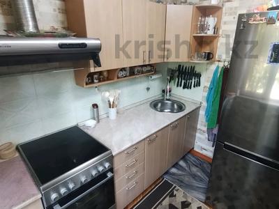 3-комнатная квартира · 59 м² · 2/5 этаж, Добролюбова 37 за 19.6 млн ₸ в Усть-Каменогорске, Ульбинский