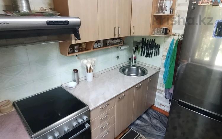 3-комнатная квартира · 59 м² · 2/5 этаж, Добролюбова 37 за 19.6 млн ₸ в Усть-Каменогорске, Ульбинский — фото 2