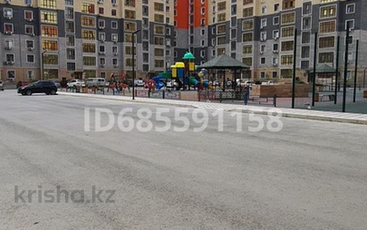 2-комнатная квартира · 70 м² · 5/9 этаж, мкр Нурсая, Абулхайыр хана 51а за 300 000 ₸ в Атырау — фото 2