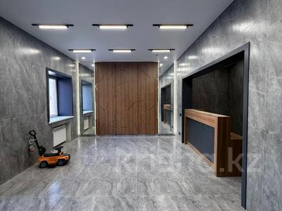 2-бөлмелі пәтер · 59 м² · 8/10 қабат, Алтын орда ш/а., Тауелсиздик 15е, бағасы: 20.8 млн ₸ в Актобе, мкр. Алтын орда