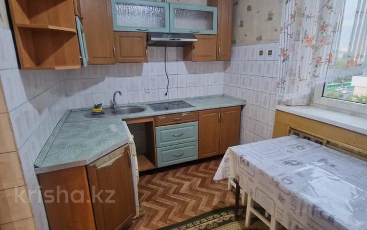 2-комнатная квартира · 52.6 м² · 7/12 этаж, мкр Аксай-1А 14 — Толе би Момышулы за 32 млн ₸ в Алматы, Ауэзовский р-н — фото 2