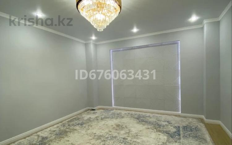 2-комнатная квартира · 76.8 м² · 1/6 этаж, Авангард 2 микрорайон 6А за 35 млн ₸ в Атырау, мкр Авангард-2 — фото 2