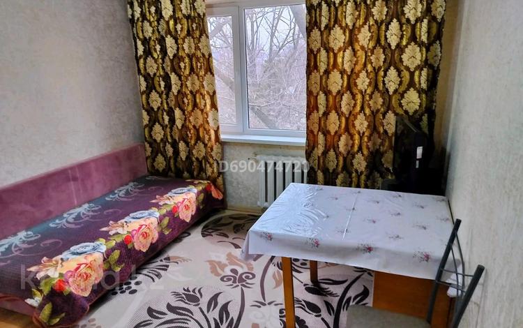 1-комнатная квартира, 18 м², 4/4 этаж помесячно, мкр №7 1 — Пр.Абая угл. Алтынсарина