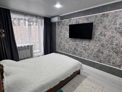 2-бөлмелі пәтер · 45 м² · 3/5 қабат, Михайловка ш/а., Касыма Аманжолова 17 — Крылова, центральный парк, Макажанова, Онкология,Кардмология,Вокзал, бағасы: 15 000 ₸ в Караганде, Казыбек би р-н