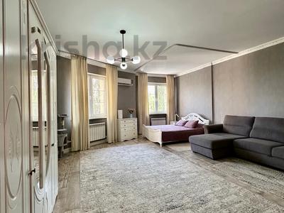 Аренда квартир в Алматы: 1-комнатная квартира · 52 м² · 4/6 этаж, Есенберлина — ЦПКиО за 300 000 〒 1-комнатная квартира · 52 м² · 4/6 этаж, Есенберлина — ЦПКиО за 300 000 〒 в Алматы, Медеуский р-н