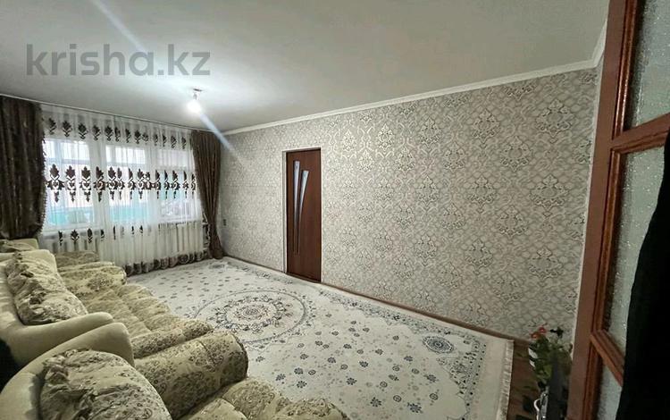 4-бөлмелі пәтер, 72 м², 5/5 қабат ай сайын, Самал, бағасы: 120 000 〒 в Талдыкоргане, мкр Самал — фото 2