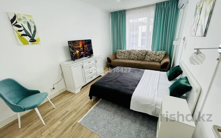 1-бөлмелі пәтер · 50 м² · 9/9 қабат, Абая 130, бағасы: 20 000 ₸ в Алматы, Бостандыкский р-н — фото 2