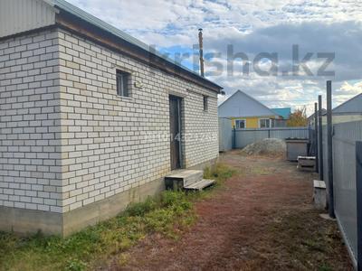 Отдельный дом · 2 комнаты · 50.5 м² · 4 сот., Кейкы батыра 22 за 16 млн ₸ в Уральске