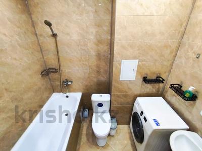 1-комнатная квартира · 50 м² · 10/11 этаж, 16-й мкр 44 — МОРЕ,АКВАПАРК,ТРК АКТАУ,ЦЕНТР ГОРОДА за 9 000 ₸ в Актау
