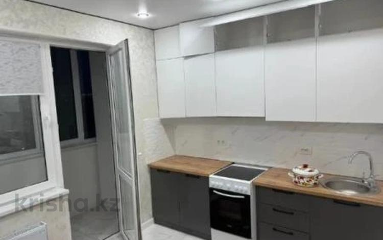 3-комнатная квартира · 71 м² · 9/10 этаж, мкр Аккент за 41 млн ₸ в Алматы, Алатауский р-н — фото 2