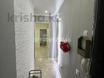 2-комнатная квартира · 49.9 м² · 3/5 этаж, Майкудук, Мкр Восток-2 16 за 150 000 〒 в Караганде, Алихана Бокейханова р-н