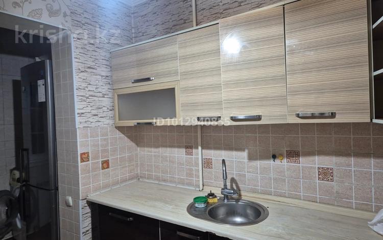 3-бөлмелі пәтер · 70 м² · 2/5 қабат, 18-й микрорайон, 18-й микрорайон 60 — Ерімбетова көшесінің бойында, бағасы: 36 млн ₸ в Шымкенте, Аль-Фарабийский р-н — фото 2