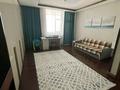4-комнатная квартира, 220 м² помесячно, Байтурсынова за 600 000 〒 в Астане, Алматы р-н — фото 13