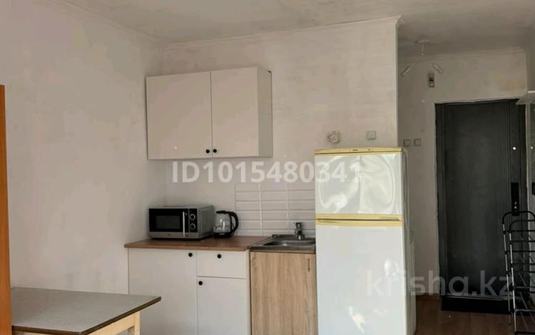 1-комнатная квартира · 17 м² · 4/4 этаж, мкр №7 4 за 150 000 ₸ в Алматы, Ауэзовский р-н — фото 2