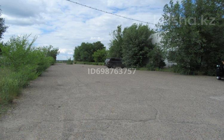 Промбаза · 1.2 га, Джангильдина 84/1 — Кабылбаева за 1 300 〒 в Семее — фото 2