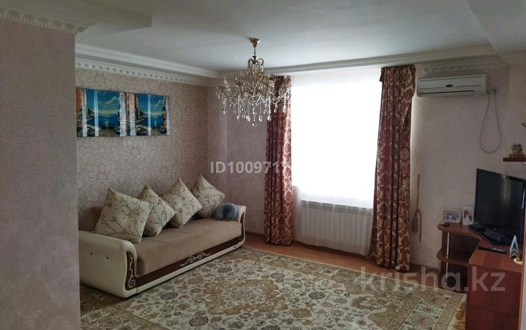 2-комнатная квартира · 60 м² · 4/6 этаж, Ауезова 25 за 25 млн ₸ в Атырау, мкр Жилгородок — фото 2