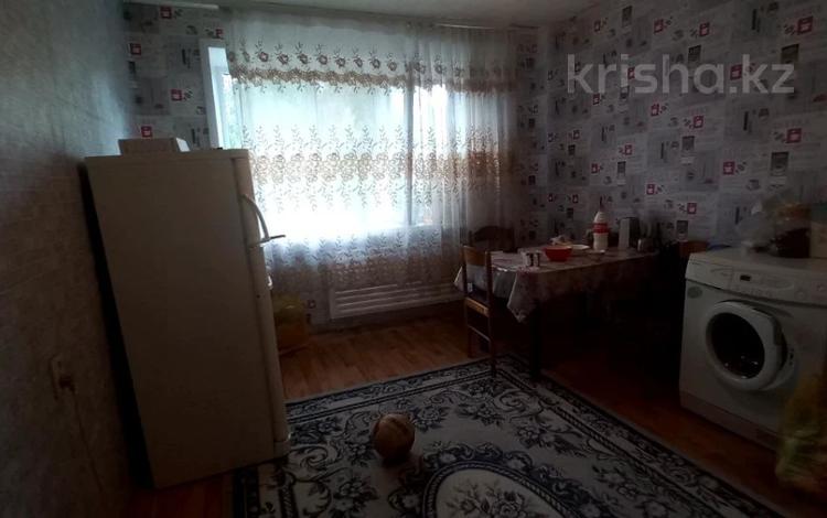 1-комнатная квартира, 30 м², 3/5 этаж, Толстого 104 за ~ 9.3 млн 〒 в Павлодаре — фото 2