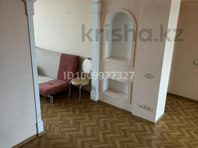 3-комнатная квартира · 63.2 м² · 5/5 этаж, проспект Достык — проспект Достык / Омаровой за 58 млн 〒 в Алматы, Медеуский р-н