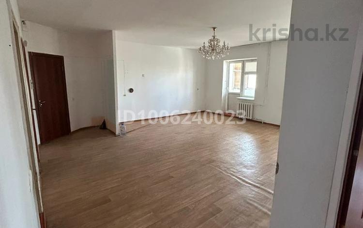 3-комнатная квартира · 75 м² · 3/5 этаж, Сатпаева 10 кв 29 за 17 млн ₸ в  — фото 2