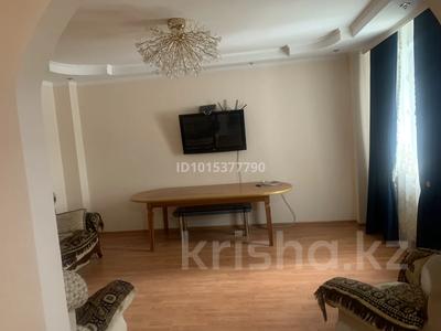 3-комнатная квартира · 105 м² · 4/17 этаж, Абая 11/1 — Сарыарка и Абая за 350 000 ₸ в Астане, Сарыарка р-н