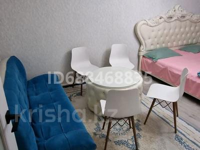 2-комнатная квартира · 48 м² · 1/5 этаж, Айбергенова 7 — Шымкент Плаза Арбат за 12 000 ₸ в Аль-Фарабийский р-н