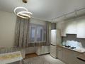 1-комнатная квартира · 60 м² · 3/5 этаж, мкр Кадыра Мырза-Али 9 за 180 000 ₸ в Уральске — фото 2