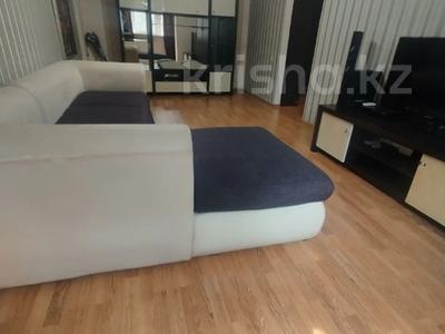 2-бөлмелі пәтер · 50 м² · 2/9 қабат, САТПАЕВА — РОЗЫБАКИЕВА, бағасы: 37 млн ₸ в Алматы, Бостандыкский р-н