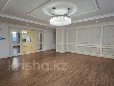 5-комнатная квартира · 245.8 м² · 3 этаж, Кошкарбаева 8 — Интерфуд за 180 млн 〒 в Астане, Алматы р-н