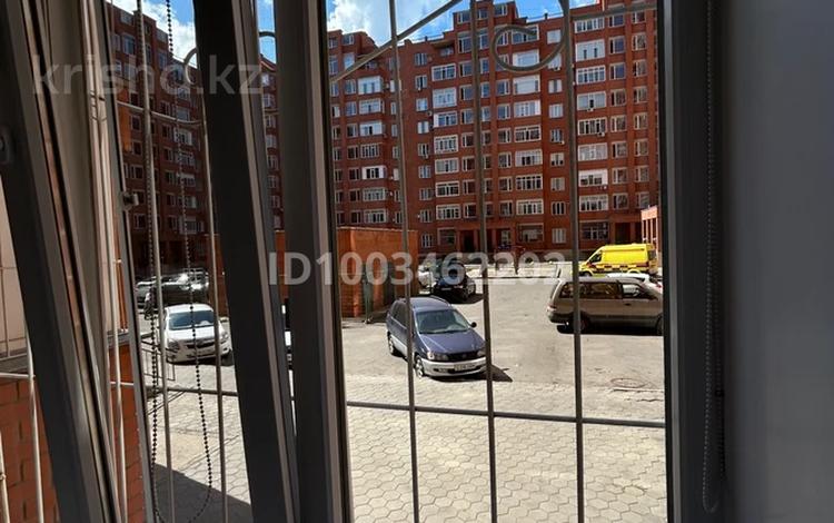 1-комнатная квартира · 42 м² · 1/9 этаж, Камзина 41/1 за 13 000 ₸ в Павлодаре — фото 19