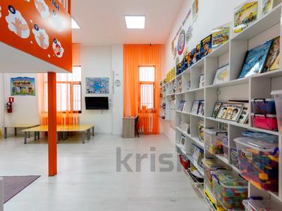 Свободное назначение, офисы, магазины и бутики, склады, салоны красоты, медцентры и аптеки, образование, развлечения · 343 м² за 180 млн ₸ в Астане, Сарайшык р-н