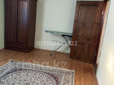 Отдельный дом · 1 комната · 25 м², пгт Балыкши, Момышулы 128 — Остановка перетасаа за 60 000 〒 в Атырау