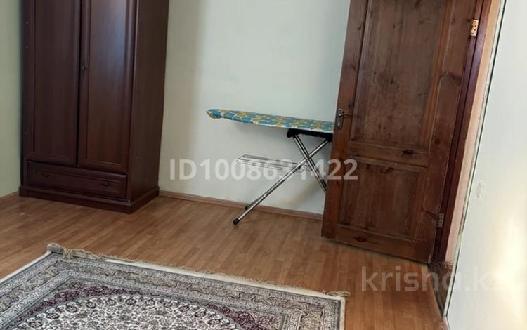 Отдельный дом · 1 комната · 25 м², пгт Балыкши, Момышулы 128 — Остановка перетасаа за 60 000 〒 в Атырау — фото 2