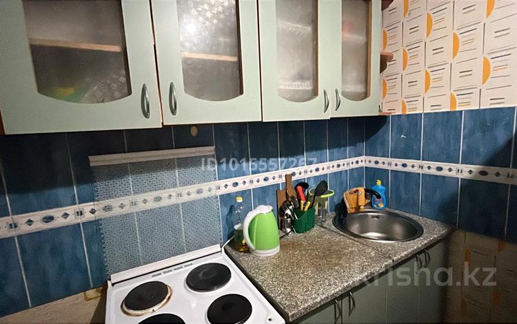 1-комнатная квартира · 34 м² · 5/5 этаж, Льва Толстого 24 за 10 000 ₸ в Усть-Каменогорске — фото 2