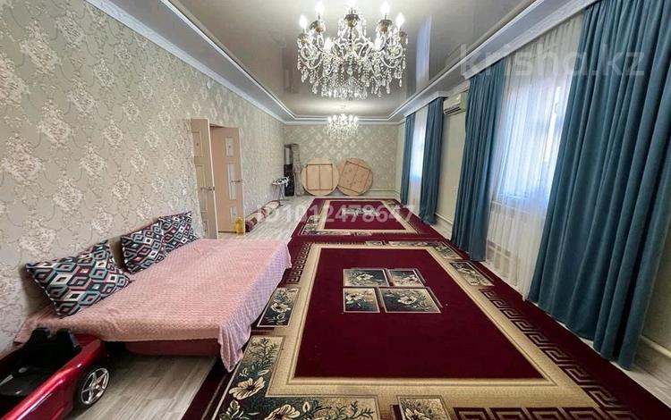 Отдельный дом · 4 комнаты · 174 м² · 10 сот., Жосалы 92 за 70 млн ₸ в Жанаозен — фото 2