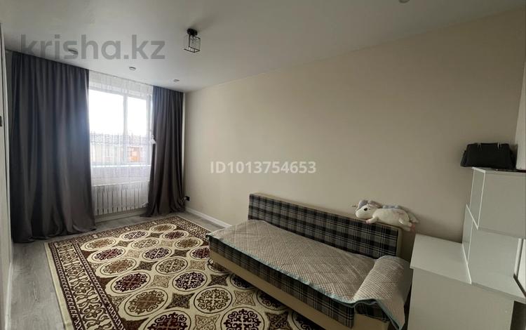 1-комнатная квартира · 36 м² · 6/8 этаж, мкр Юго-Восток, Муканова 51 за 170 000 ₸ в Караганде, Казыбек би р-н — фото 2
