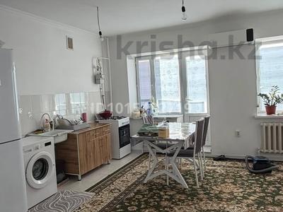 2-бөлмелі пәтер · 40.7 м² · 4/5 қабат, левый берег 4 квартал 16 дом 83 кв, бағасы: 12 млн ₸ в 