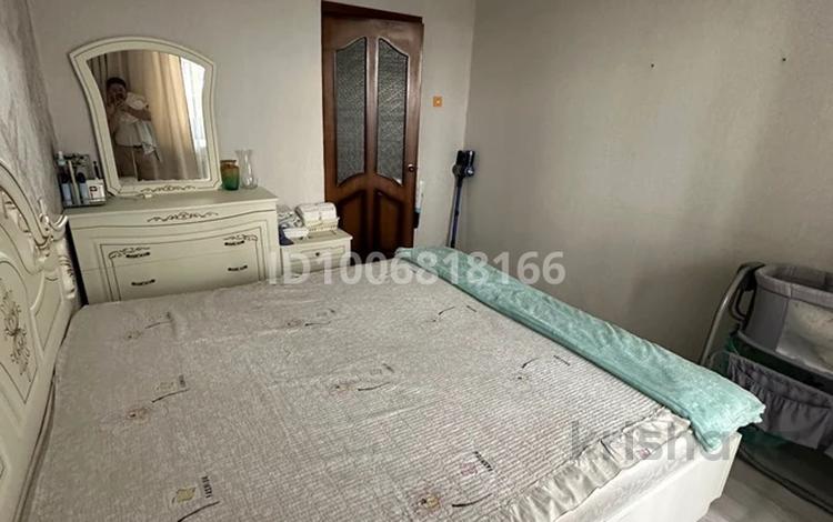 3 комнаты · 66 м² · 8 этаж, мкр Строитель, Строитель ш/а. 19/1 за 50 000 〒 в Уральске — фото 2