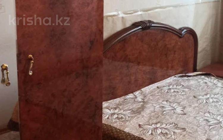 3-бөлмелі пәтер · 60 м² · 4/5 қабат, 16-шағынаудан 38, бағасы: 150 000 ₸ в Шымкенте, Аль-Фарабийский р-н — фото 2
