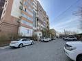 2-бөлмелі пәтер · 98 м² · 5/9 қабат, Муканова 1А, бағасы: 33 млн ₸ в Атырау, мкр Жилгородок — фото 2