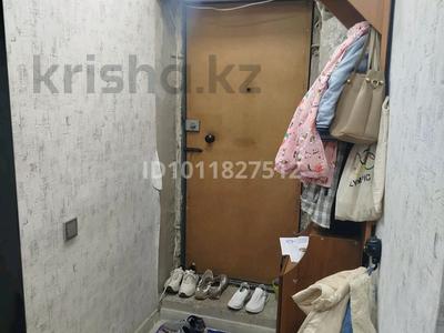 1-комнатная квартира · 28 м² · 1/5 этаж, Штурманская ул. 1/1 за 8.5 млн ₸ в Караганде, Казыбек би р-н
